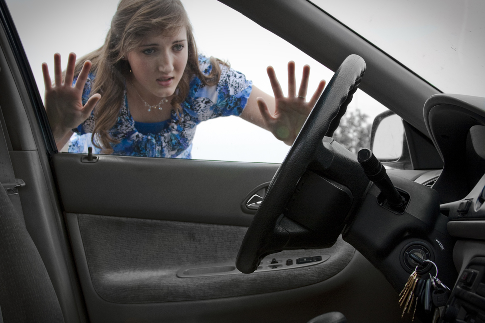 What to Do If You Accidentally Lock the Only Key Inside Your Car